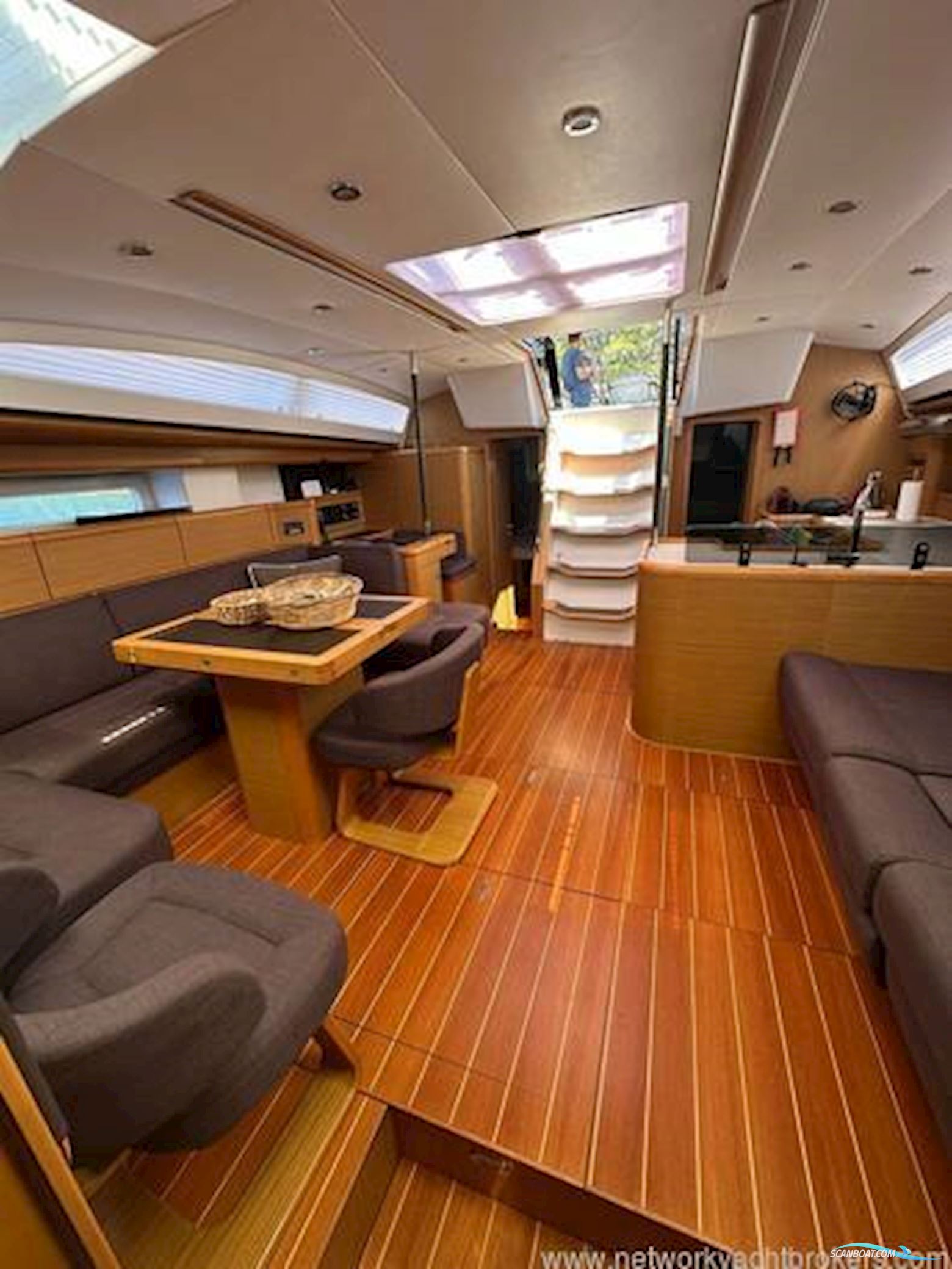 Jeanneau 57