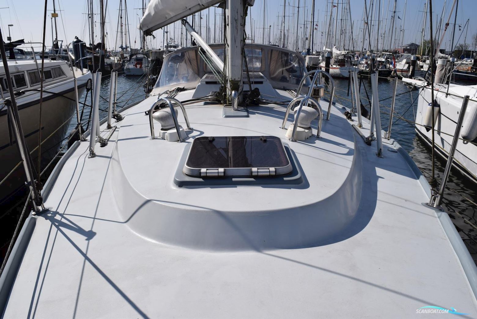 Jeanneau Gin Fizz 38