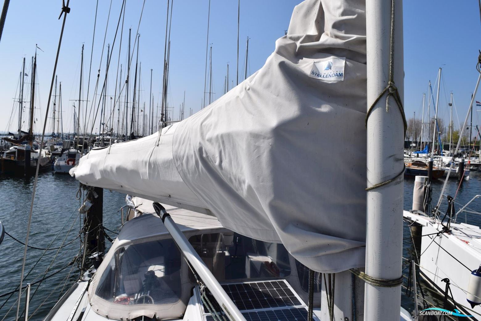 Jeanneau Gin Fizz 38