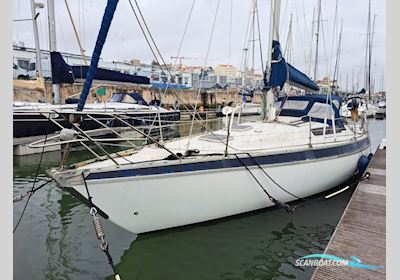 Jeanneau Melody Segelbåt 1979, med Yanmar motor, Portugal
