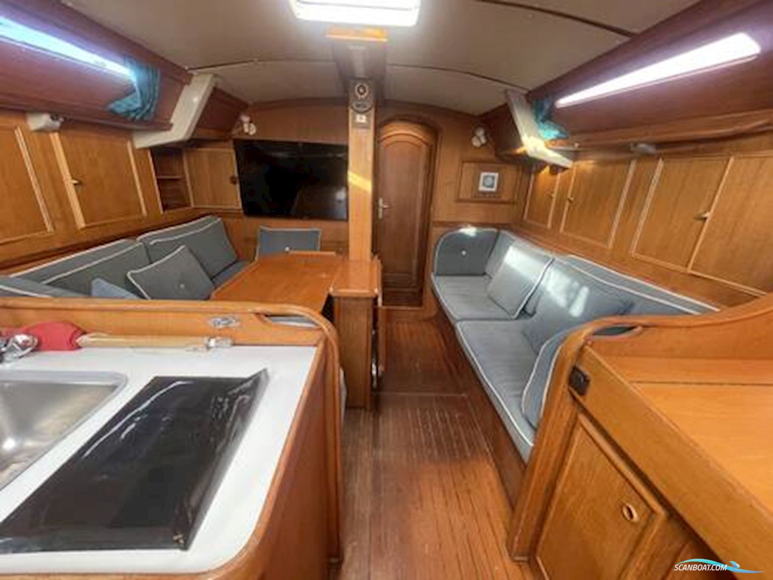 Jeanneau Olympic Sea 42 Sun Legend Hull