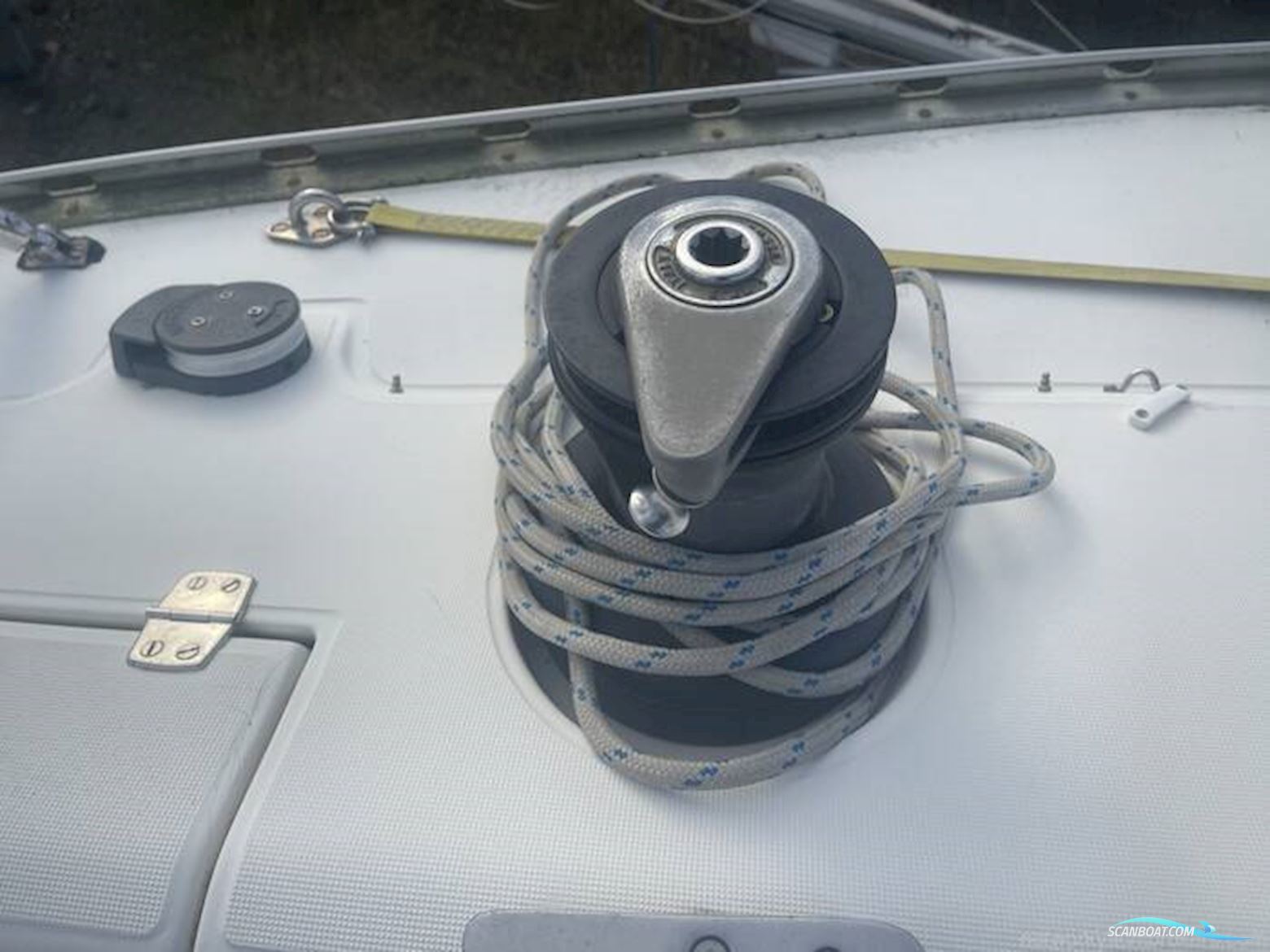 Jeanneau Olympic Sea 42 Sun Legend Hull