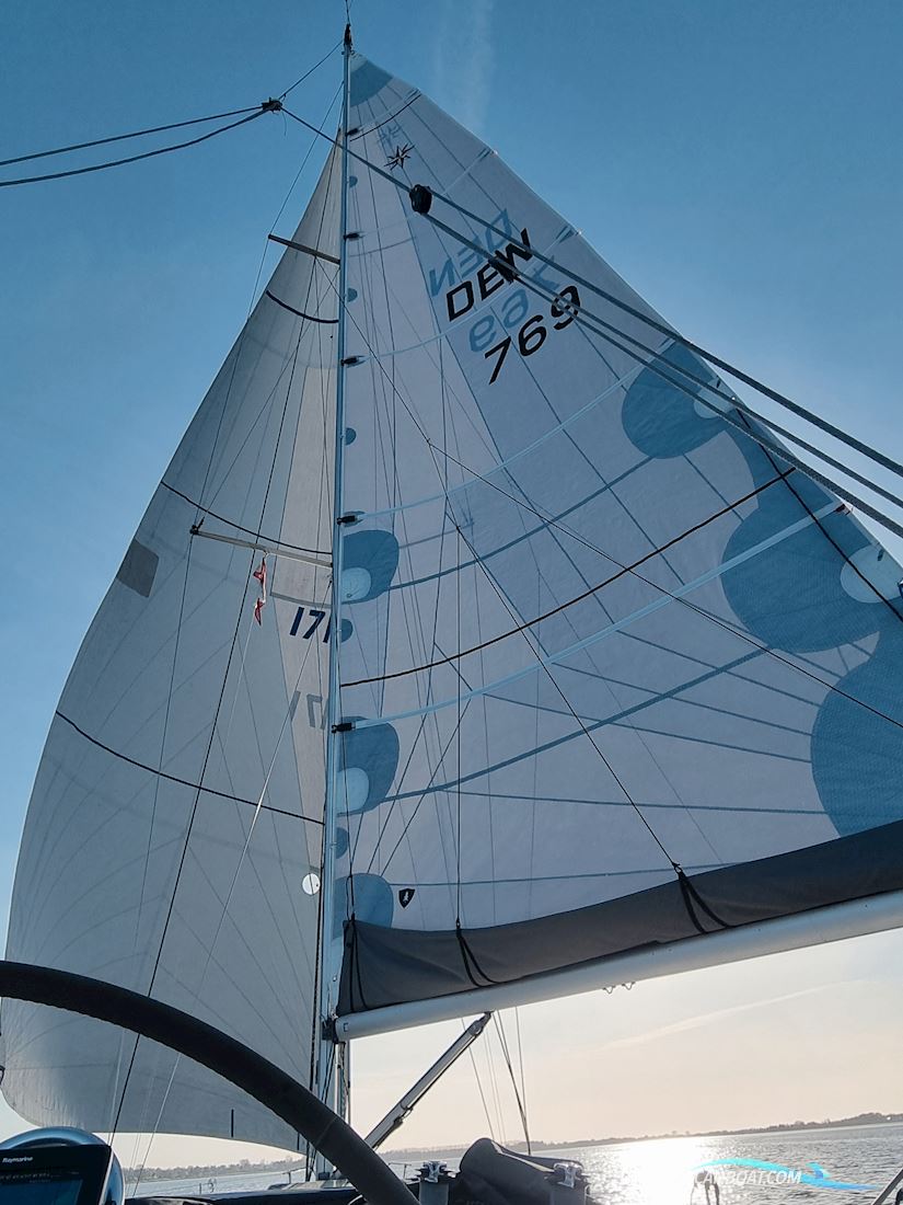 Jeanneau Sun Fast 37 - 3 Cabin
