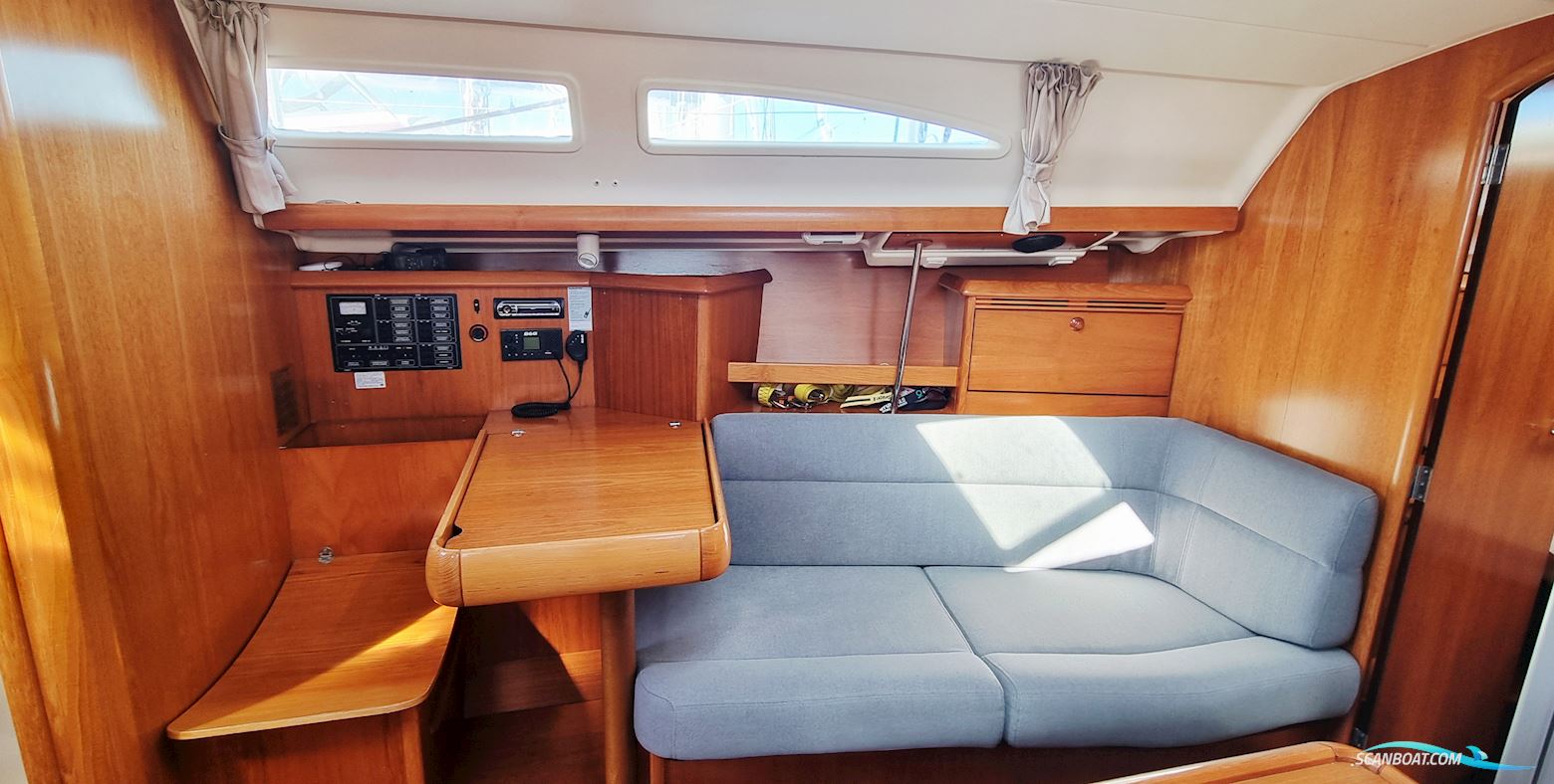 Jeanneau Sun Fast 37 - 3 Cabin