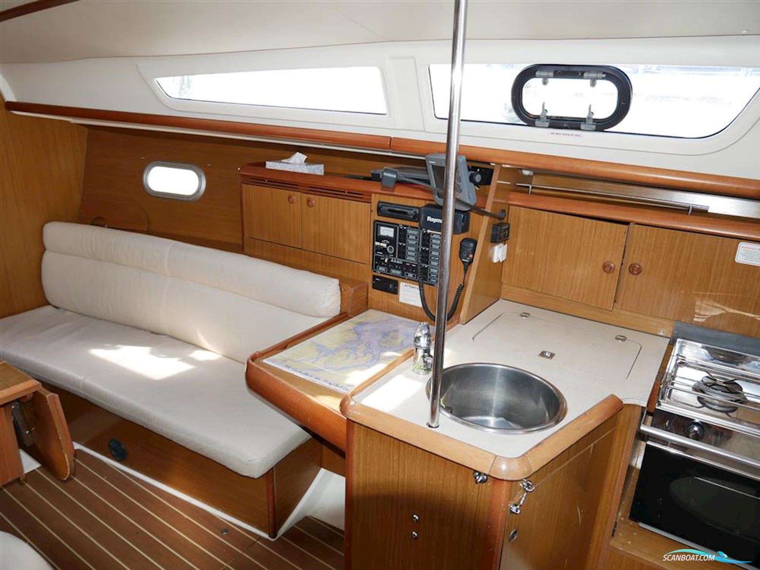 Jeanneau Sun Odyssey 32i