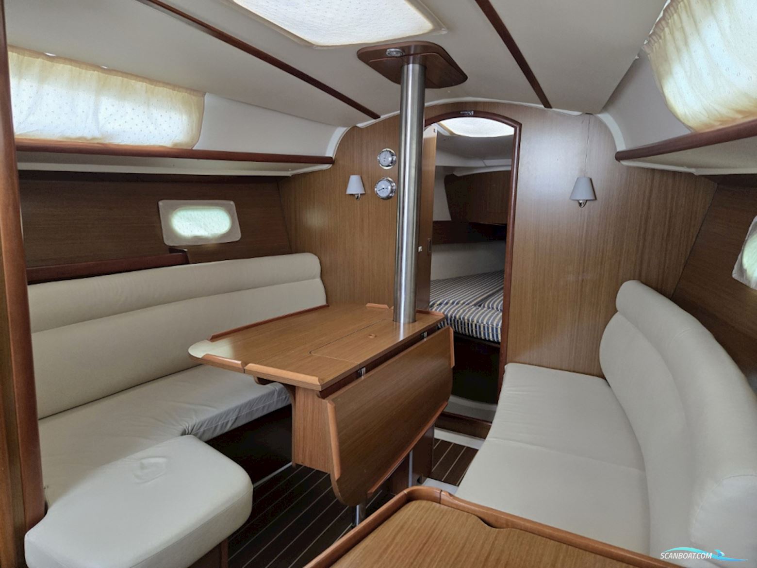 Jeanneau Sun Odyssey 32i