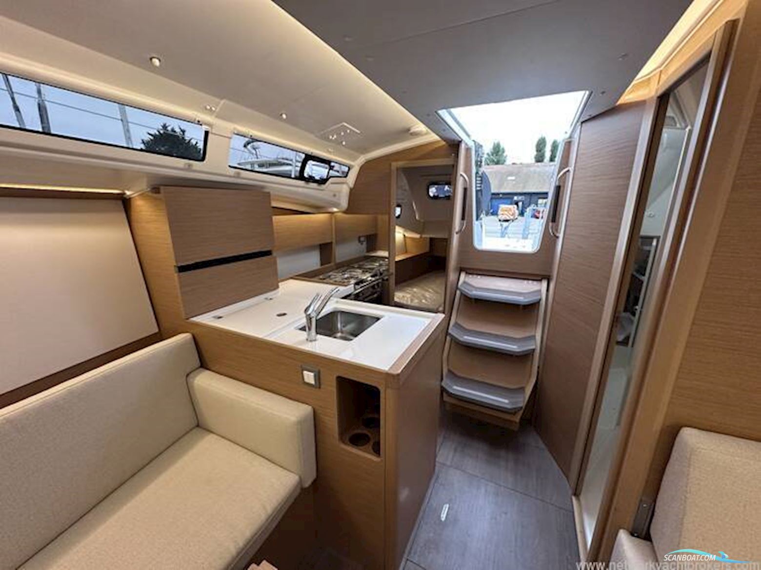 Jeanneau Sun Odyssey 350