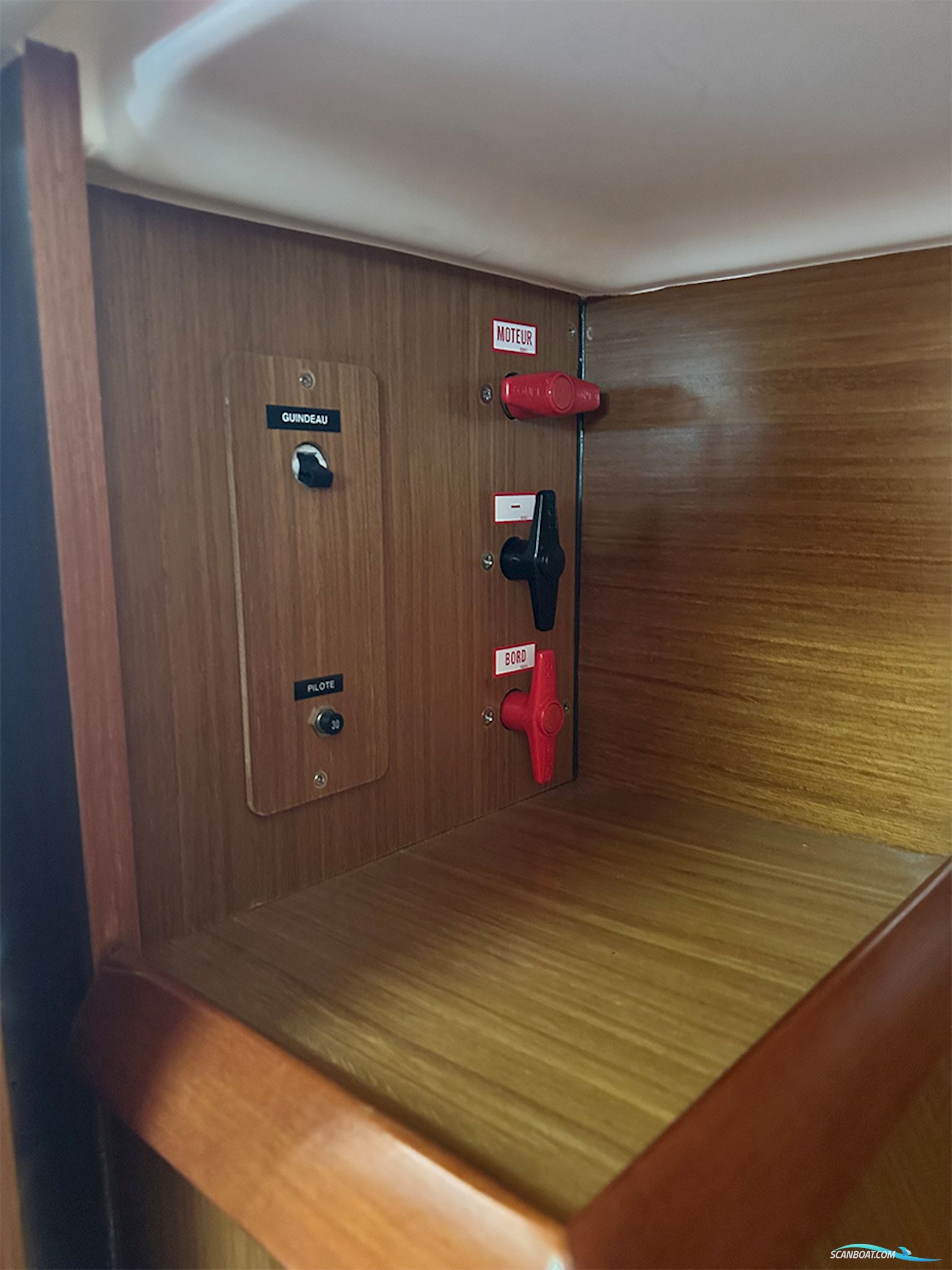 Jeanneau Sun Odyssey 37 Legende