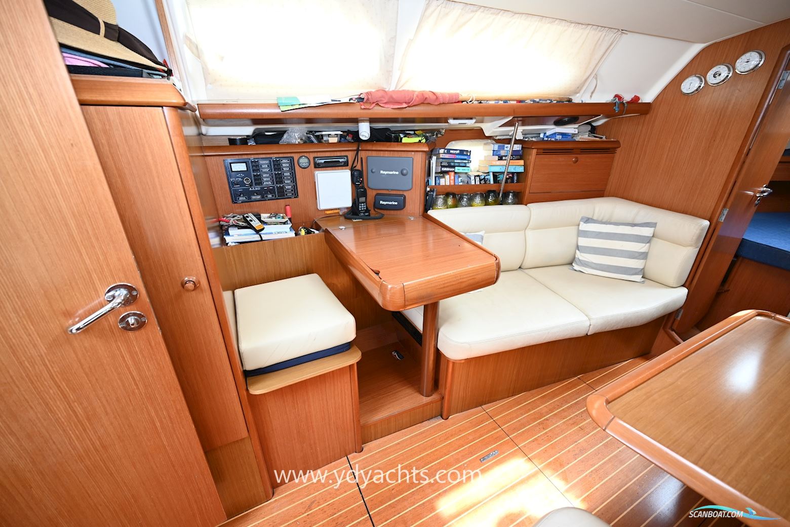 Jeanneau Sun Odyssey 37