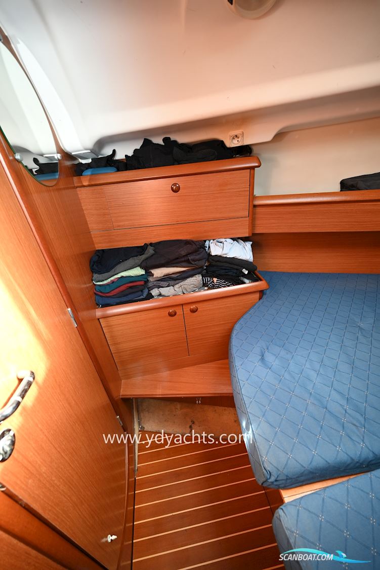 Jeanneau Sun Odyssey 37