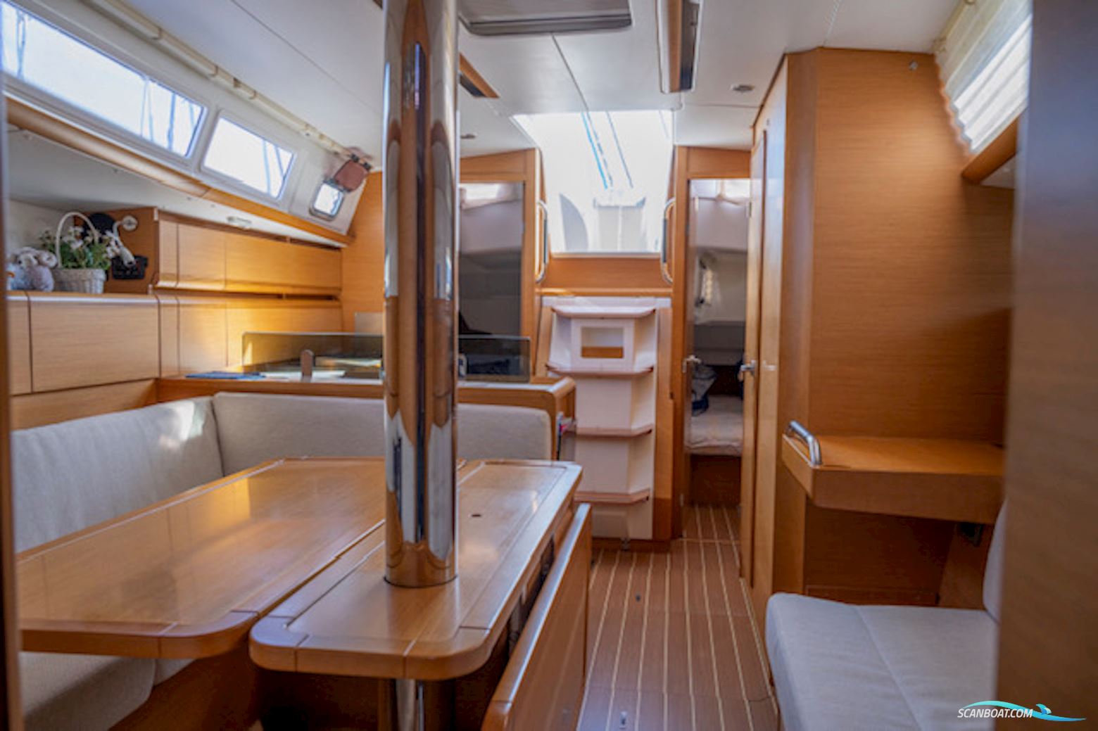 Jeanneau Sun Odyssey 379 Performance