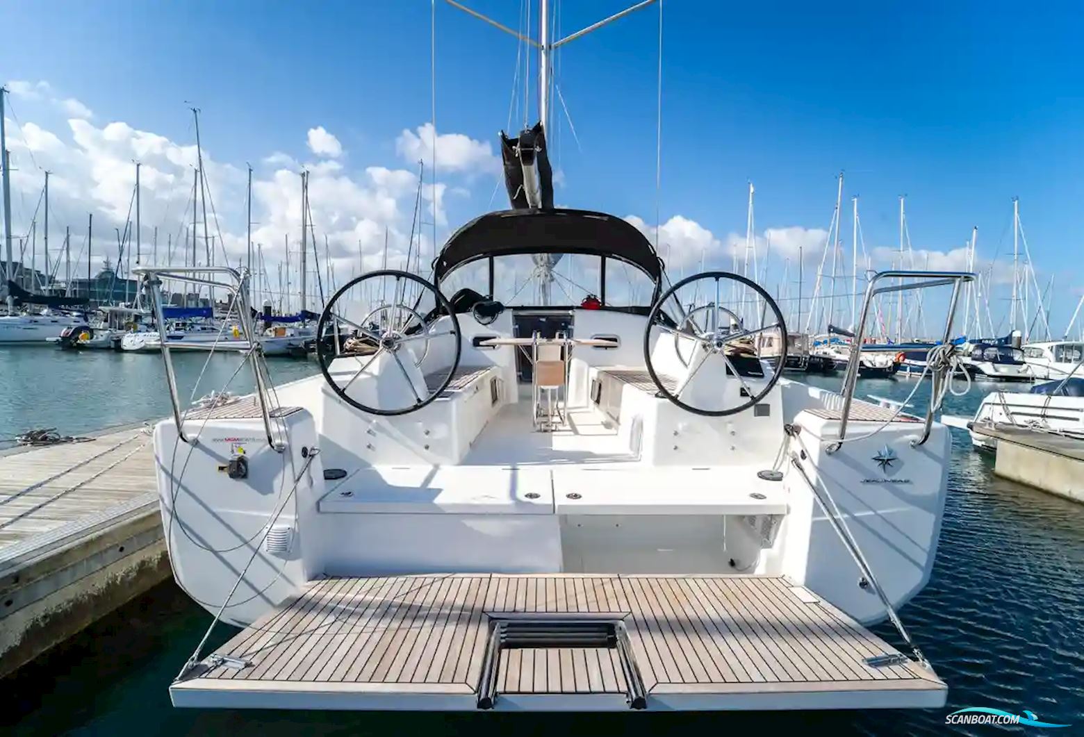 Jeanneau Sun Odyssey 380