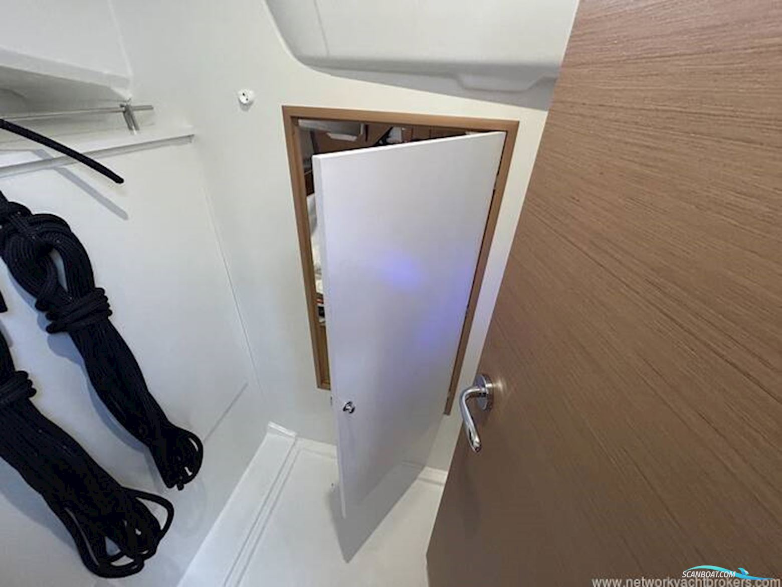 Jeanneau Sun Odyssey 380