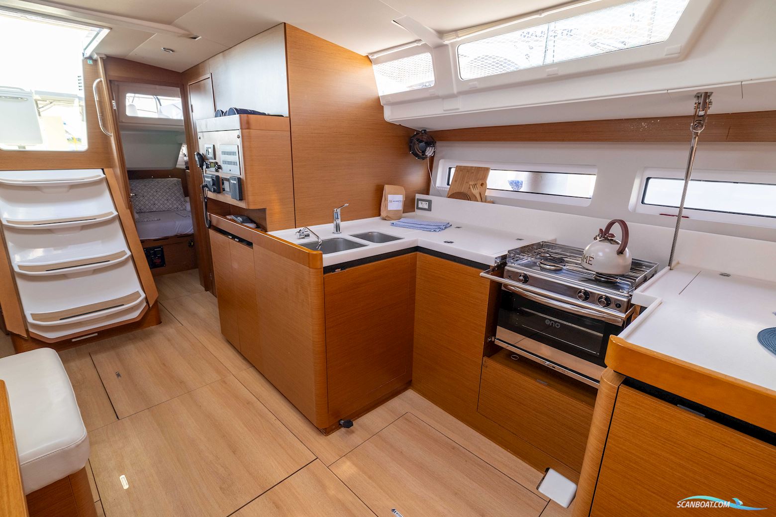 Jeanneau Sun Odyssey 380