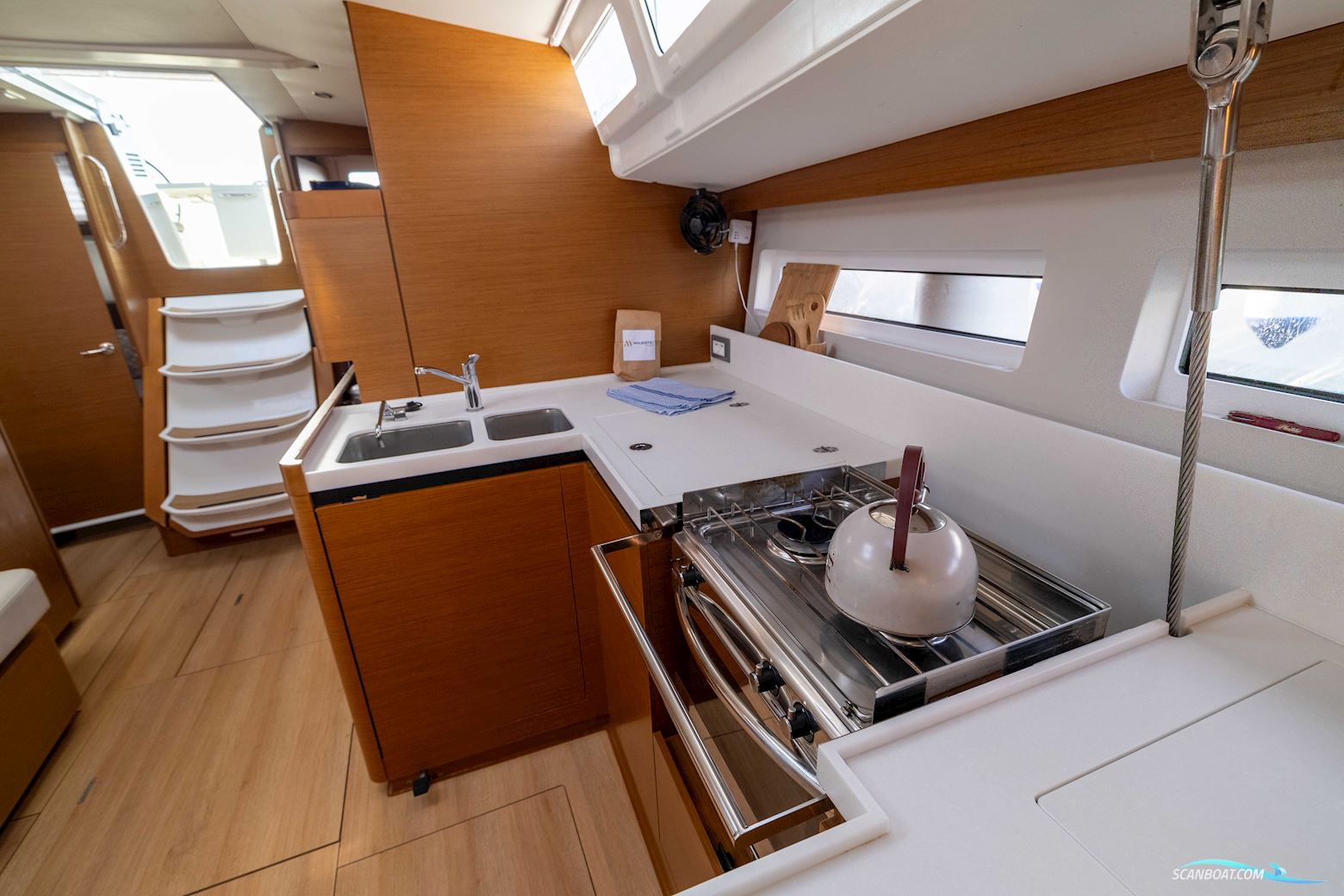 Jeanneau Sun Odyssey 380