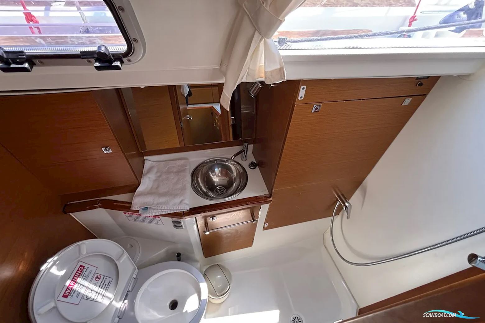 Jeanneau Sun Odyssey 389