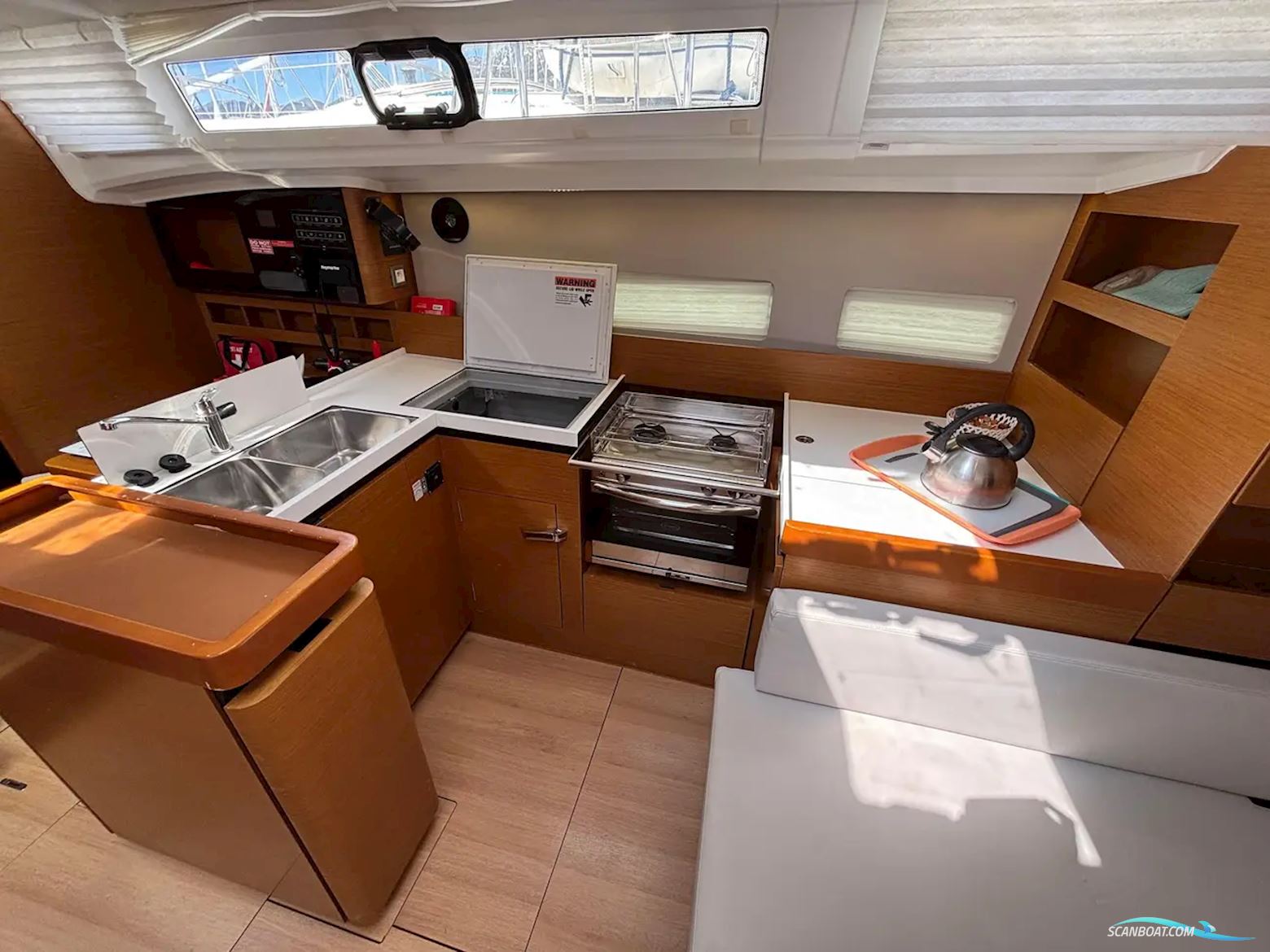 Jeanneau Sun Odyssey 410