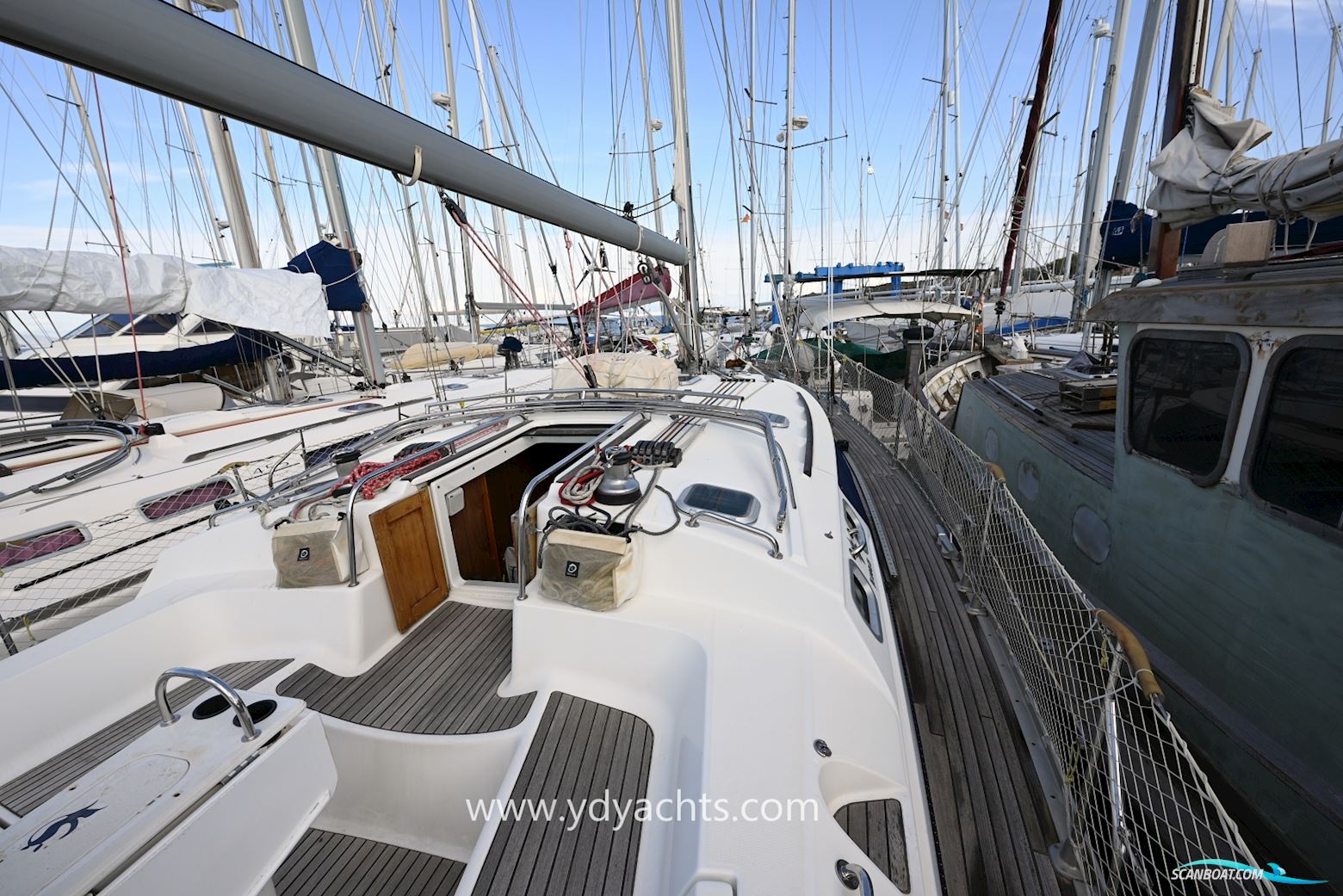 Jeanneau Sun Odyssey 43 DS Legende