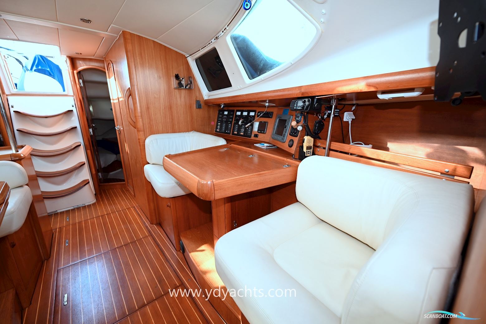 Jeanneau Sun Odyssey 43 DS Legende