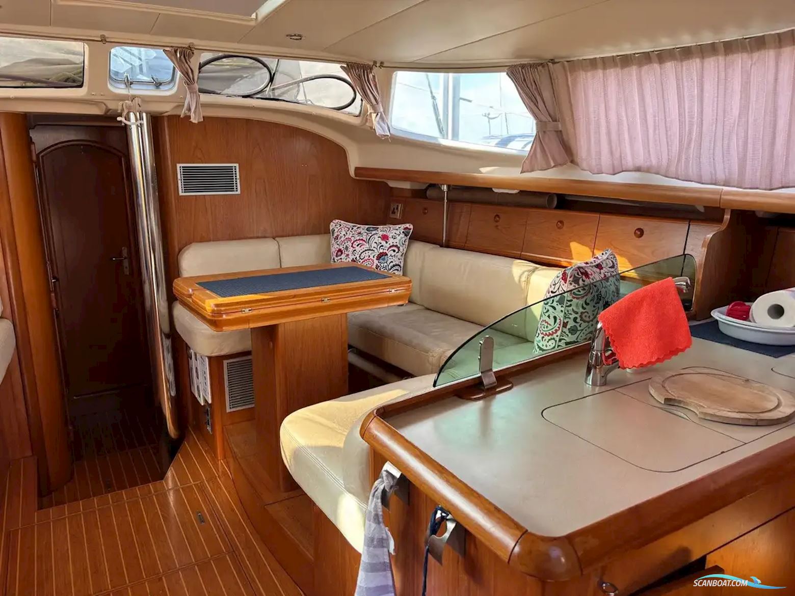 Jeanneau Sun Odyssey 43 DS