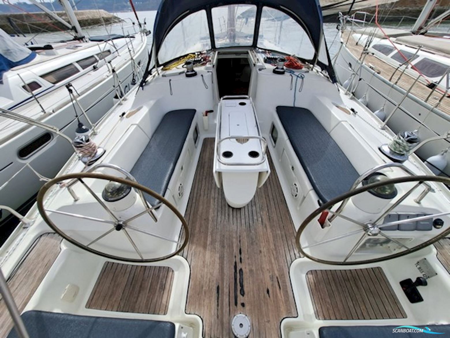 Jeanneau Sun Odyssey 43