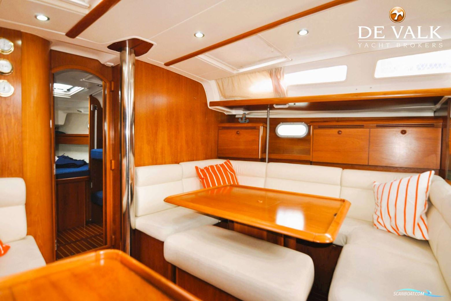 Jeanneau Sun Odyssey 43