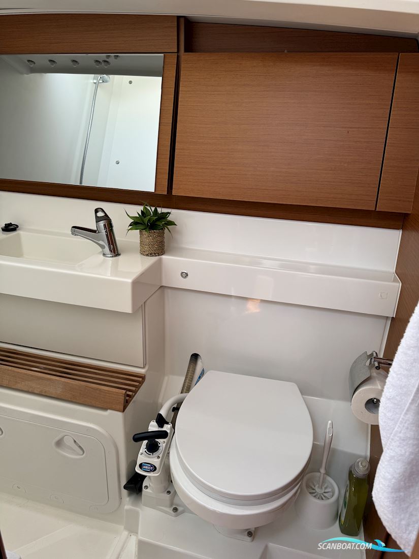 Jeanneau Sun Odyssey 440