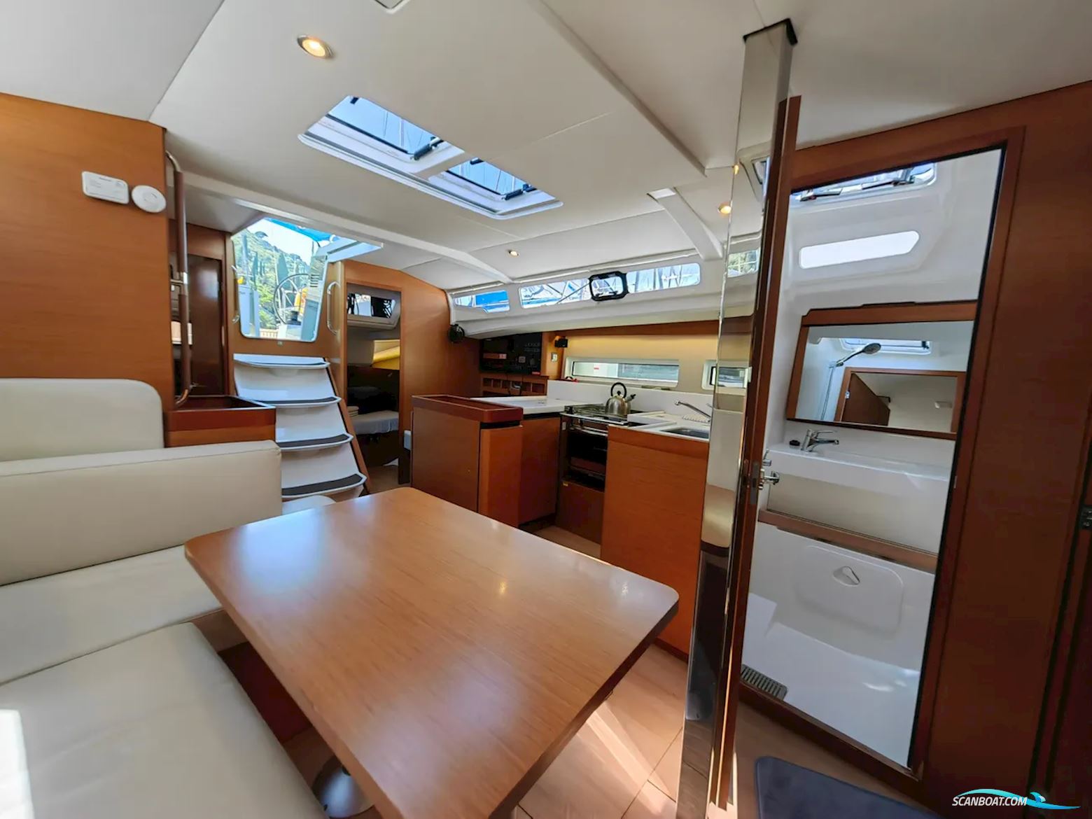 Jeanneau Sun Odyssey 440