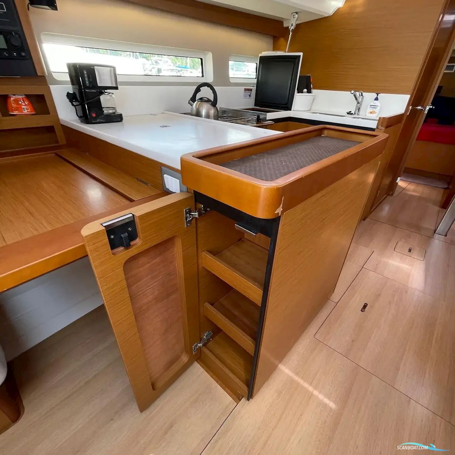 Jeanneau Sun Odyssey 440