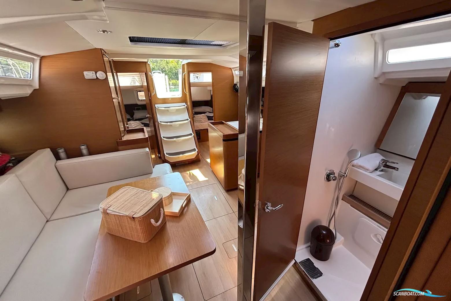Jeanneau Sun Odyssey 440