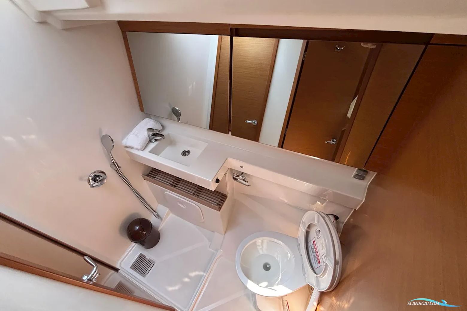 Jeanneau Sun Odyssey 440