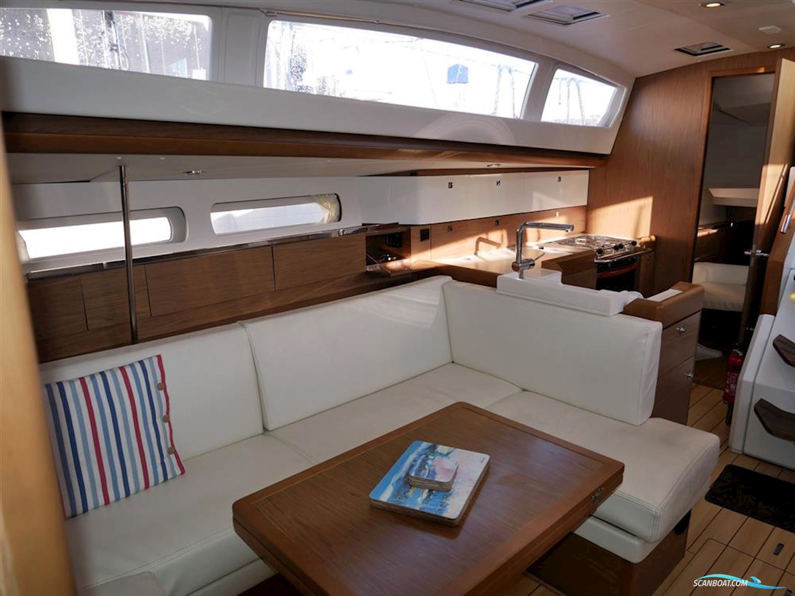 Jeanneau Sun Odyssey 44DS
