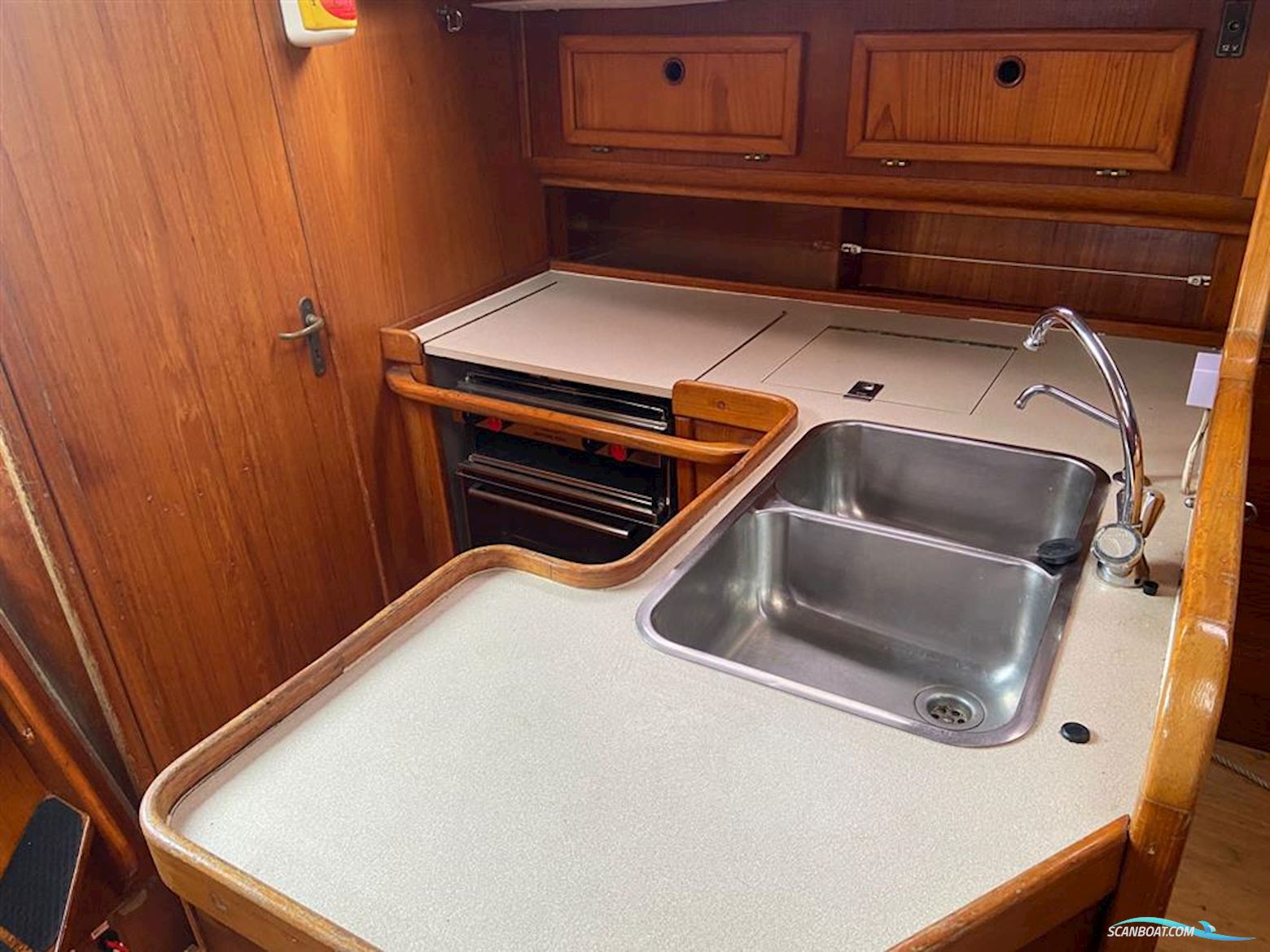 Jeanneau Sunshine 38