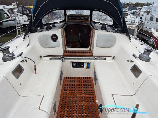 Jeanneau Sunshine Régate 38