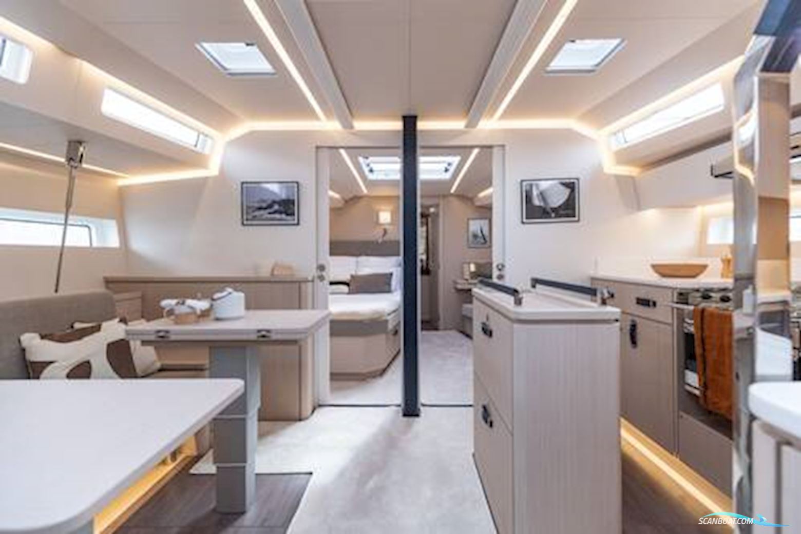 Jeanneau Yacht 55