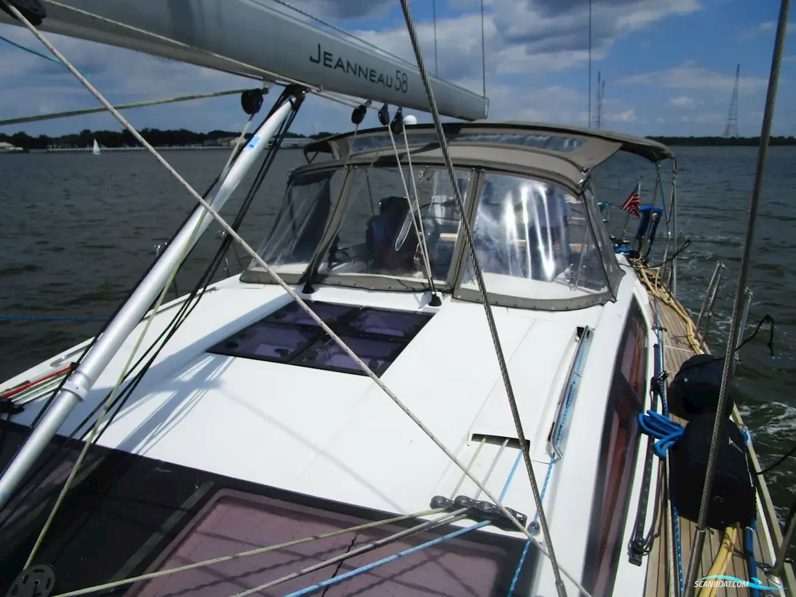 Jeanneau Yachts 58