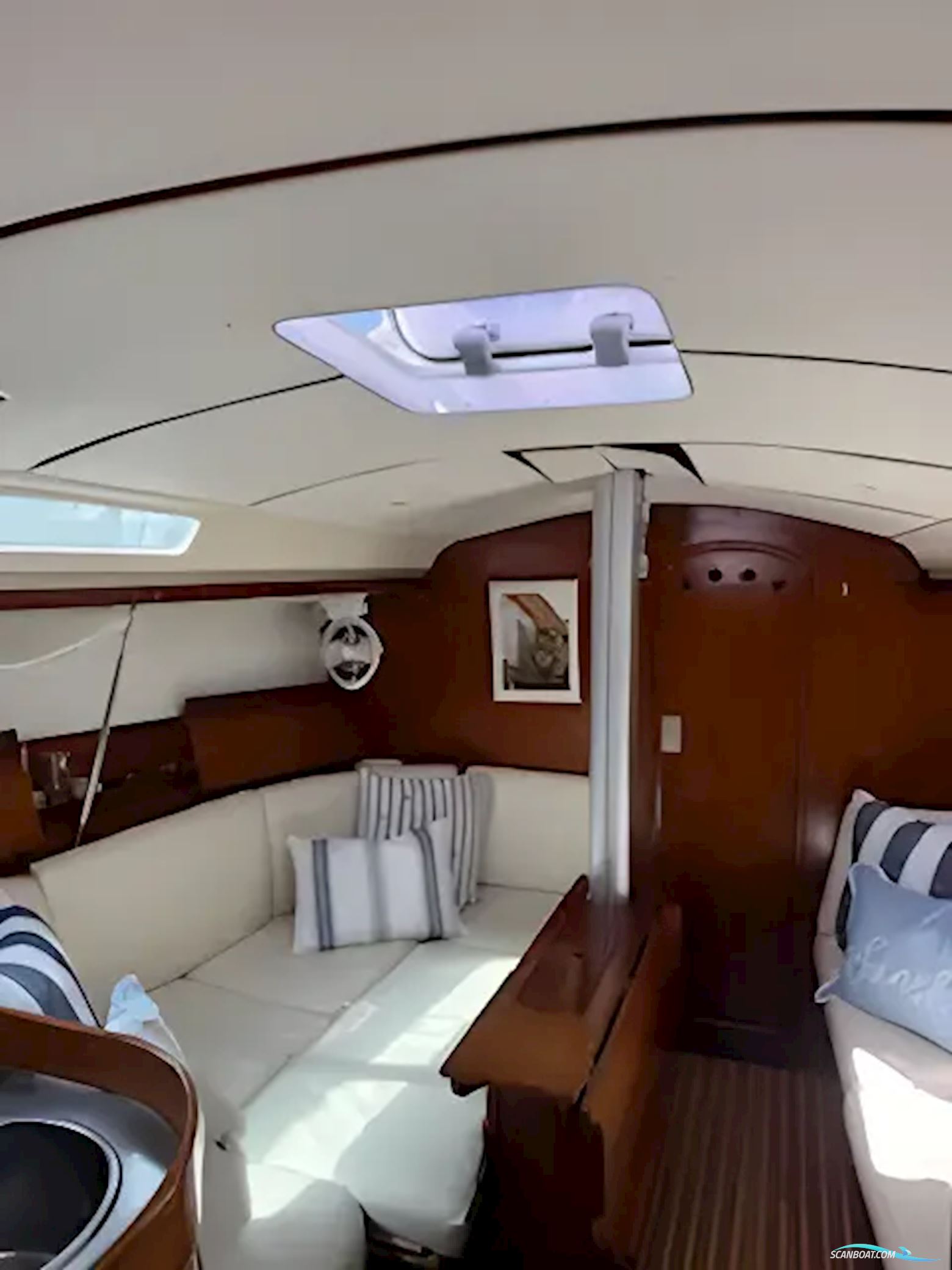 Jenneau Sunfast 36