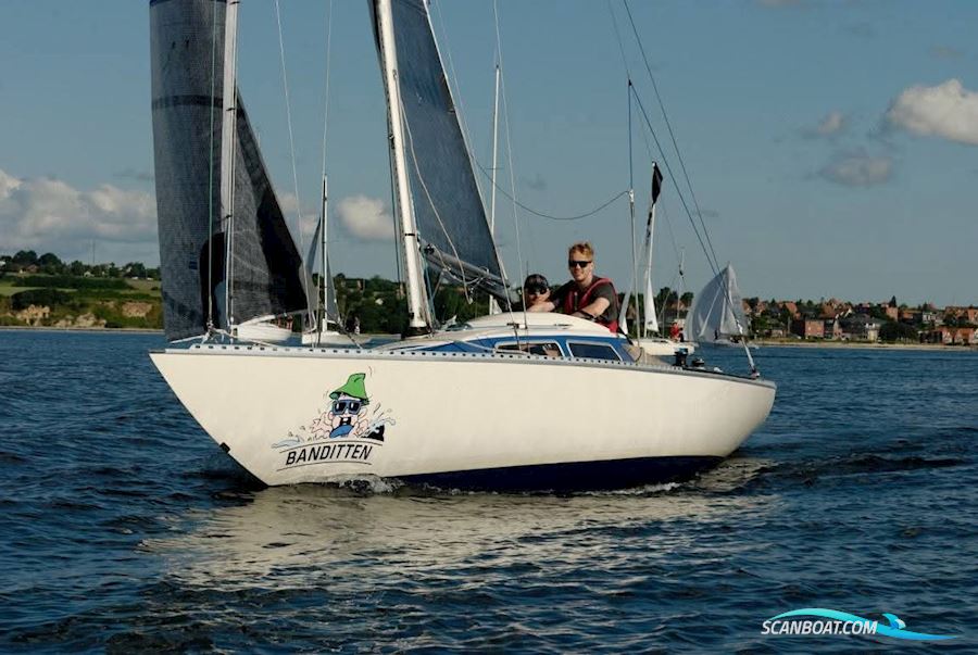 Karavel 10M Segelbåt 1979, Danmark