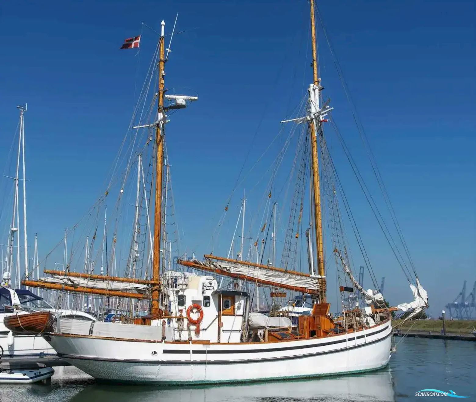 Labora Hajkutter Gaff Ketch