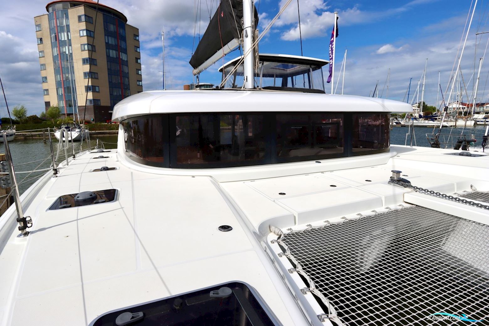 Lagoon 42 Full specs