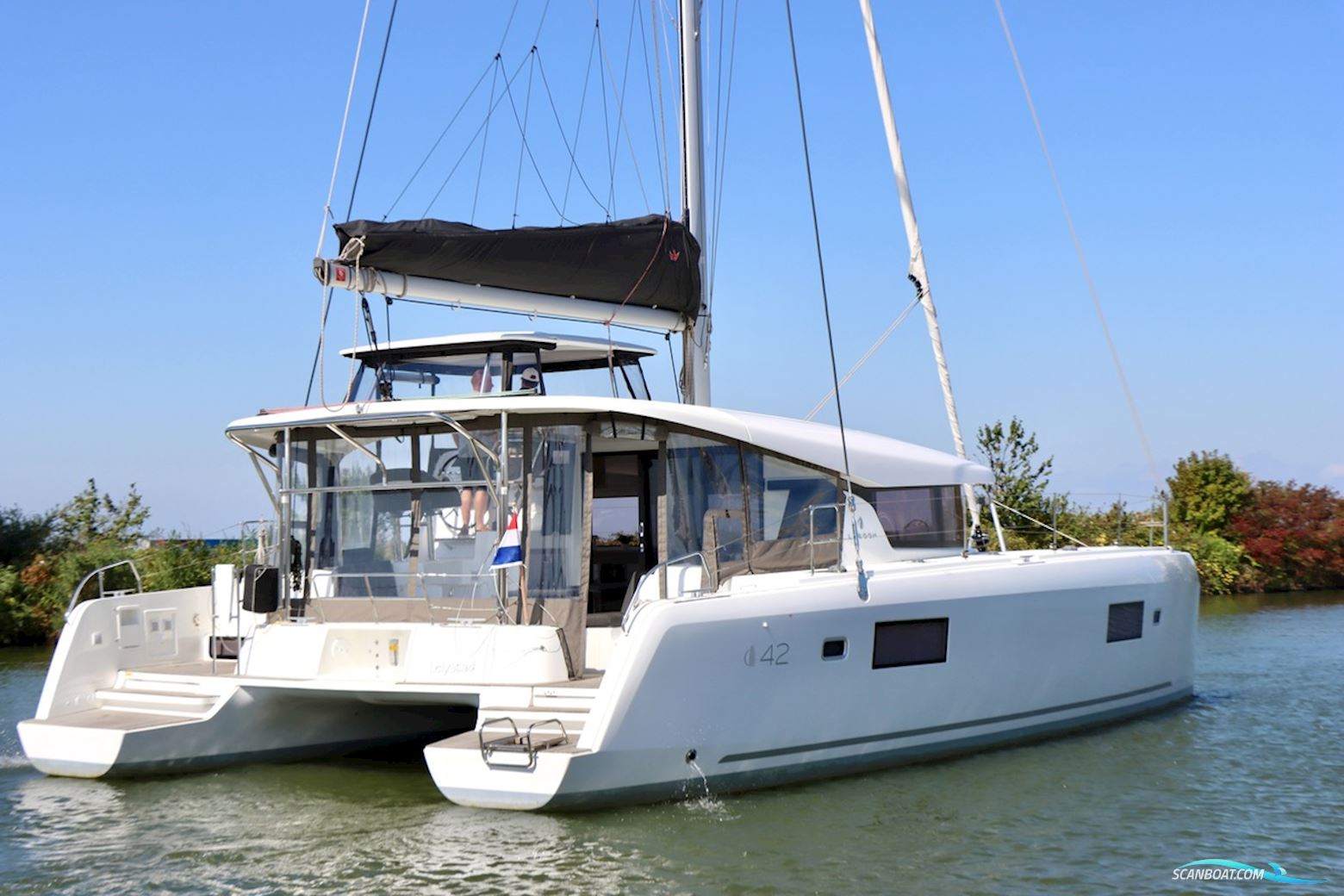 Lagoon 42 Full specs