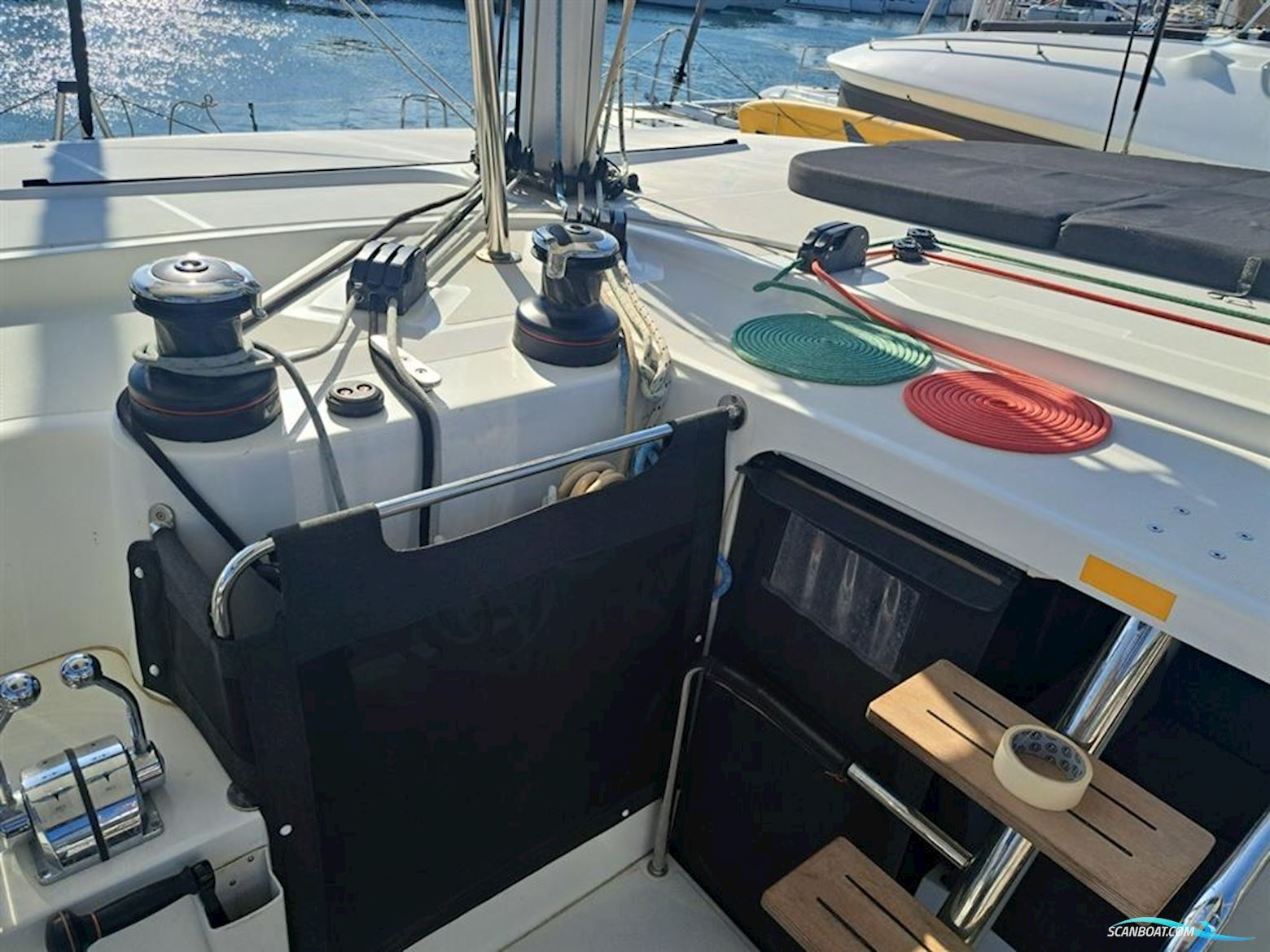 Lagoon 42