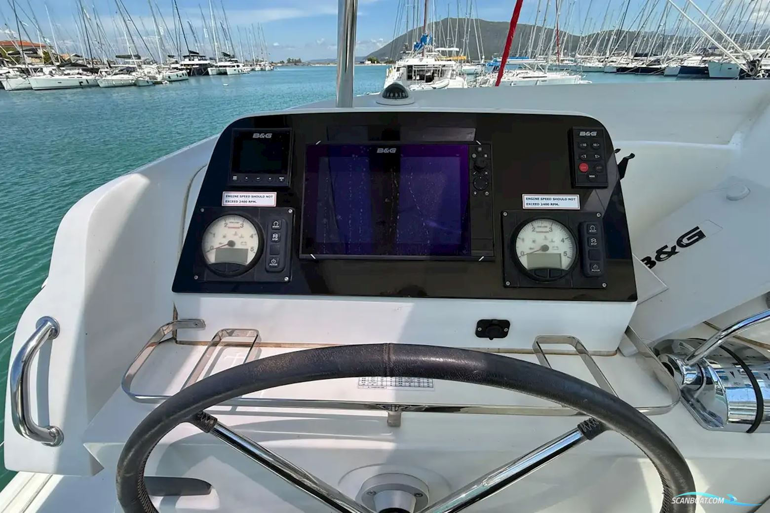 Lagoon 42