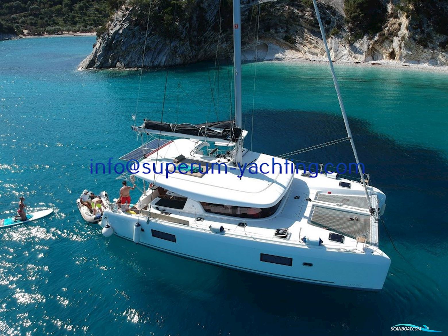 Lagoon 42