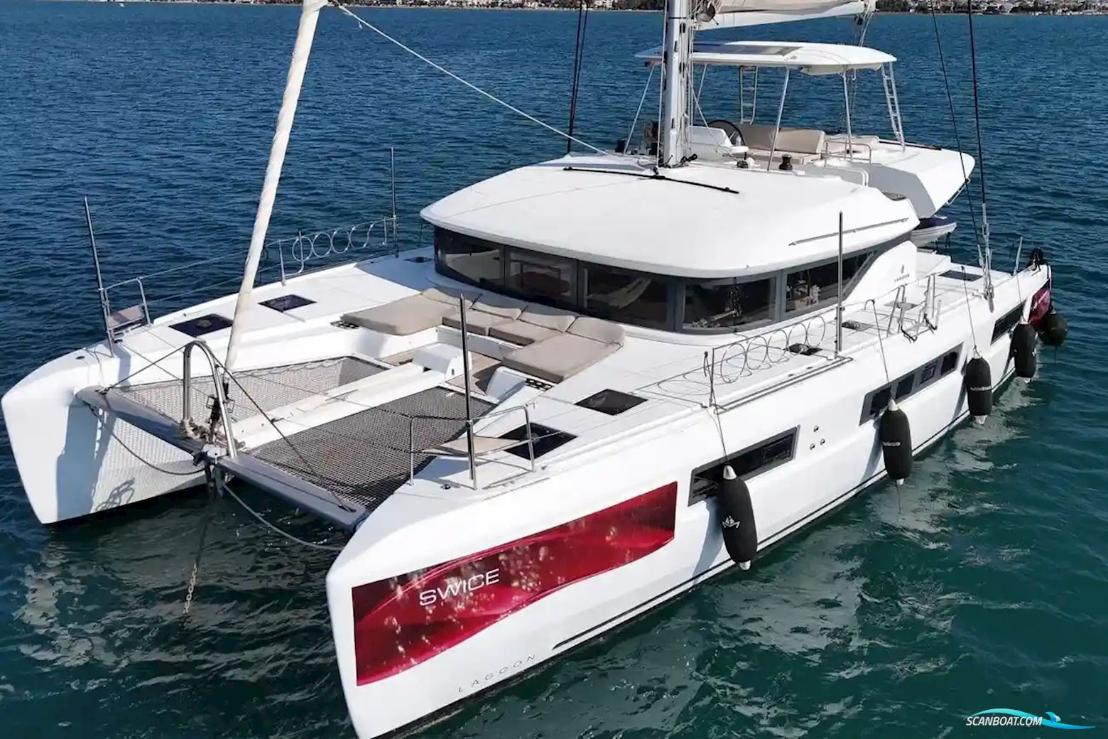 Lagoon 50