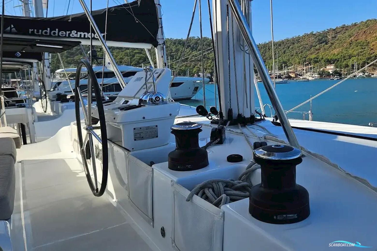 Lagoon 50