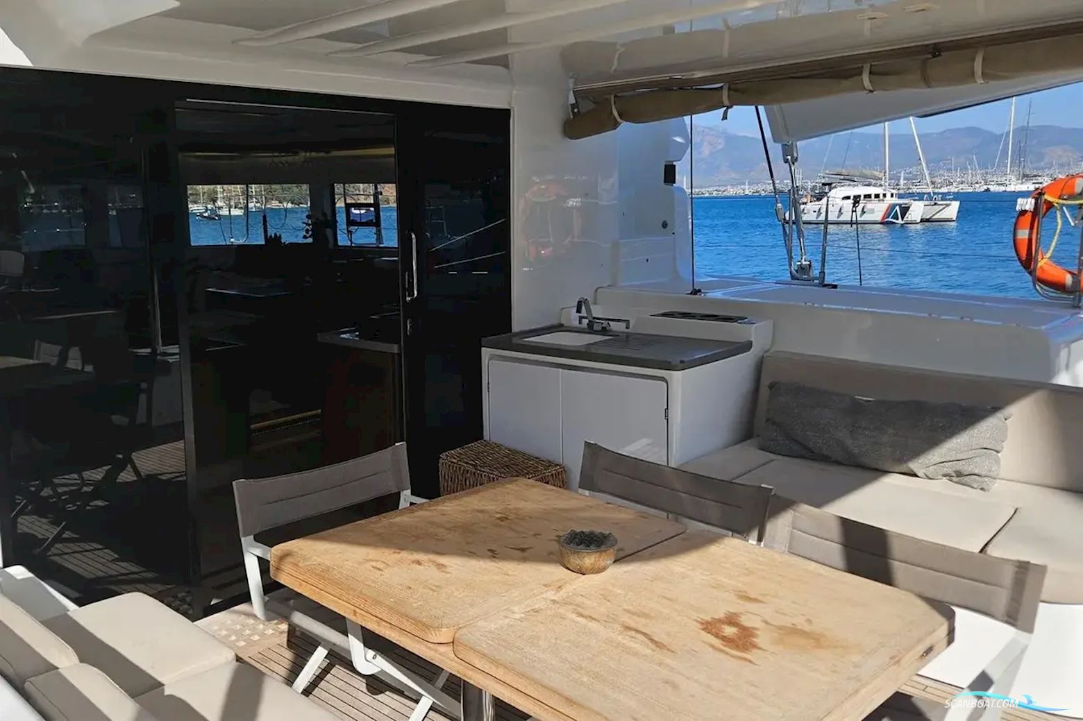 Lagoon 50