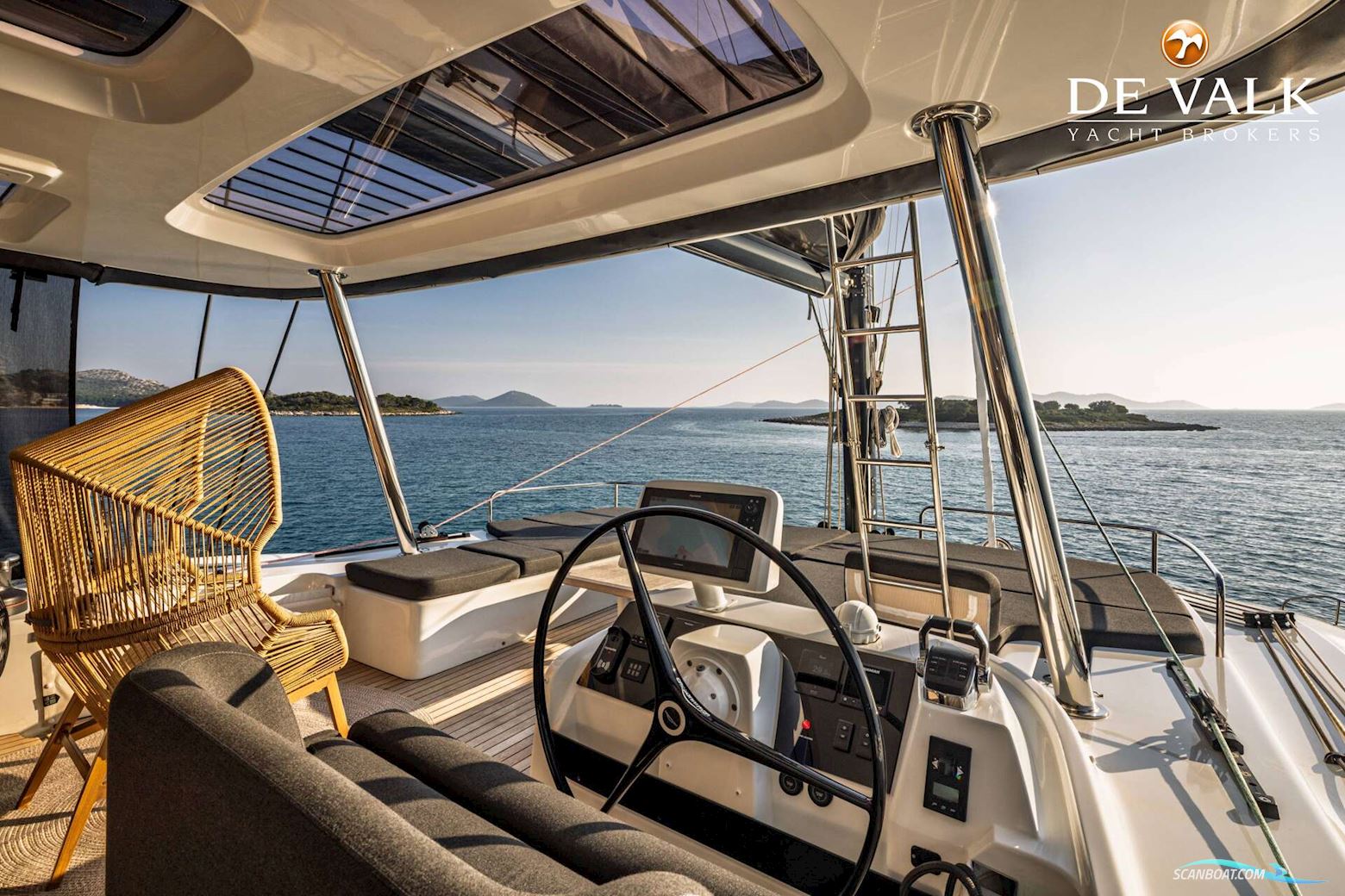 Lagoon 60