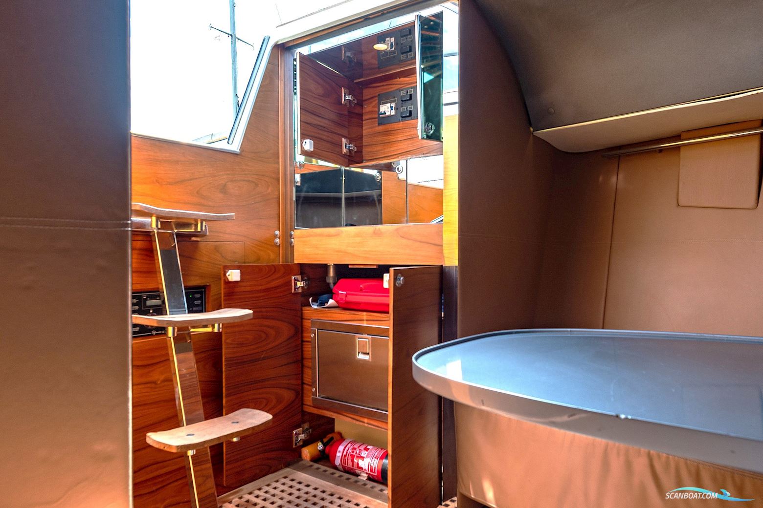 Latitude 46 Tofinou 12