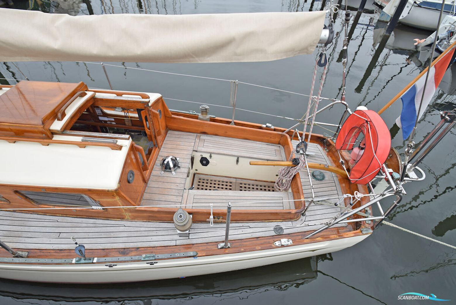 Laurent Giles Vertue V118